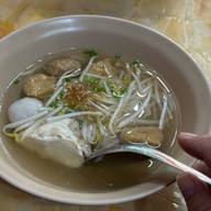 ตั้งหวังเจ๊ง ก๋วยเตี๋ยวแคะ(นายอ้วนเจ้าเก่า)