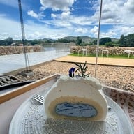 Roccia Cafe ร็อคเซียคาเฟ่