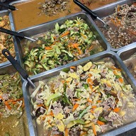 ข้าวแกง เจ๊หล้า