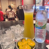 Yuenan เซ็นทรัล ปิ่นเกล้า