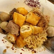 โรงกลั่นเนื้อ ทรงวาด