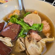 ซุปทอง ต้มเลือดหมู หนองหอย