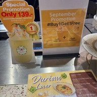 Tree House Durian by Rakchuka Dusit Central Park