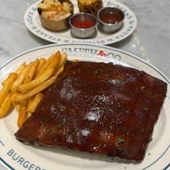 Smith & Co. ( The Mercury Ville ) ชิดลม