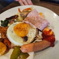 Gong Kaow The Restuarant Bacony Seaside Hotel & Service Apartments