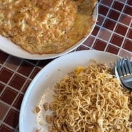 น้องพลอยซอย 7