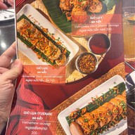 Yuenan เซ็นทรัล ปิ่นเกล้า