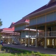 บรรยากาศ พระราชนิเวศน์มฤคทายวัน