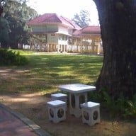 บรรยากาศ พระราชนิเวศน์มฤคทายวัน