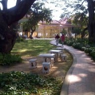 บรรยากาศ พระราชนิเวศน์มฤคทายวัน