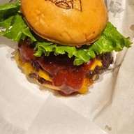 Daishogun Burger  KingsQuare