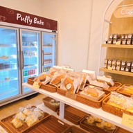 บรรยากาศ Puffy bake - ร้านเบเกอรี่หนามแดง