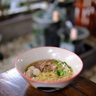 🍜 ก๋วยเตี๋ยวหมูตุ๋น นุ่มละลายในปาก 🍜 ก๋วยเตี๋ยวหมูตุ๋น บ้านคุณแม่