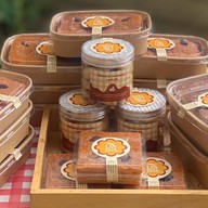 BAAN NANA BAKES - เค้ก/ของฝาก ไร้ไขมันทรานส์ หวานน้อยแต่อร่อยน้าา HALAL