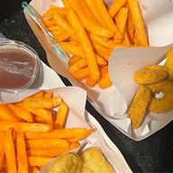 โปเตโต้ คอนโด - รีช ตึก E พหลโยธิน52