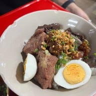 ข้าวต้มรถแดง (ข้าวต้มทรงเครื่อง)