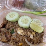 เสบียงเส้น : ผัดไทย ราดหน้า ผัดซีอิ๊ว คั่วไก่ ข้าวผัดปู สุกี้ ซ.กิ่งแก้ว 25/1