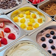 โมจิผลไม้ครีมชีส JJ และขนมปังญี่ปุ่นToastally U สาขา 2 ห้วยแก้ว