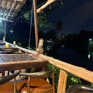 ครัวชายคลอง