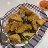 วัชระโภชนา จรัญสนิทวงศ์