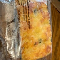 Starbucks เดอะ เรส แอเรีย ประชาชื่น