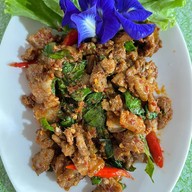 ครัววันทนีย์ อาหารป่า