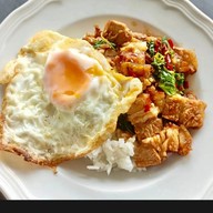 เจ้พัชอาหารตามสั่ง อมตะนคร