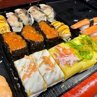 บอยซูชิ ตลาดนัดริมคลอง สะพานใหม่