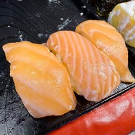 บอยซูชิ ตลาดนัดริมคลอง สะพานใหม่