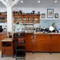 บรรยากาศ โกปี๊ ข้างศาลากลาง