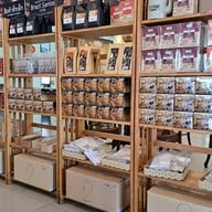 บรรยากาศ โกปี๊ ข้างศาลากลาง