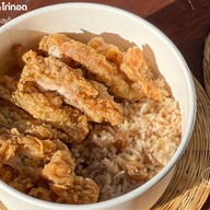 maneefriedchicken - ข้าว ไก่ทอด & ไข่ข้น สาขาสันติธรรม