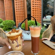 บอททอมเลส สุขุมวิท 33 (Sukhumvit 33)