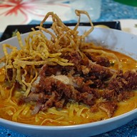 ทรงภพเตี๋ยวและข้าวซอย บ้านสวน