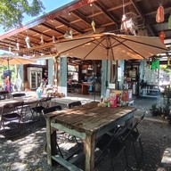 บรรยากาศ ก๋วยเตี๋ยว บ้านเฌอ By รวงข้าว