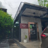 หน้าร้าน Kallisti cafe Specialty Coffee