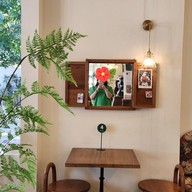 บรรยากาศ ผลิ : phli cafe x khaosoi -