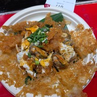 เฮงหอยทอดชาวเล ตลาดต้นสัก