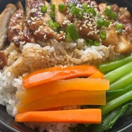 ข้าวไก่ย่างเทอริยากิ บะหมี่ไก่เทอริยากิ ข้าวยำไก่แซ่บ