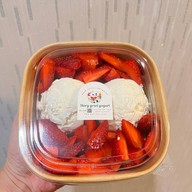 สตอรี่ กรีกโยเกิร์ต ตลาดพลู