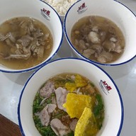 มาลี ก๋วยเตี๋ยวต้มยำสุโขทัย สวนดอก