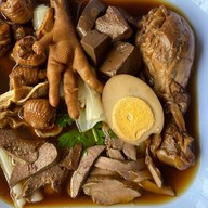 ก๋วยเตี๋ยว Tik Tum Toon