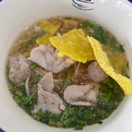 มาลี ก๋วยเตี๋ยวต้มยำสุโขทัย สวนดอก