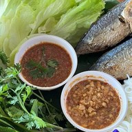 ว้าว แซ่บ