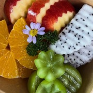 N&P Fruity ผลไม้สดพร้อมทานเย็นหวานฉ่ำ สดชื่น ( ปลอกสดวันต่อวัน )