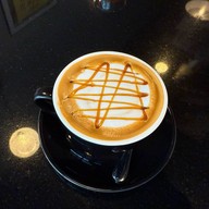 TON TON - Coffee, Eggs & Baked Goods