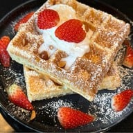 TON TON - Coffee, Eggs & Baked Goods