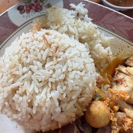 จีฟั่น ข้าวมันไก่เบตง