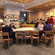 บรรยากาศ Starbucks Central Ladprao