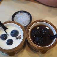 Sweet Circle บัวลอยงาดำ 30 ปี ปทุมวัน